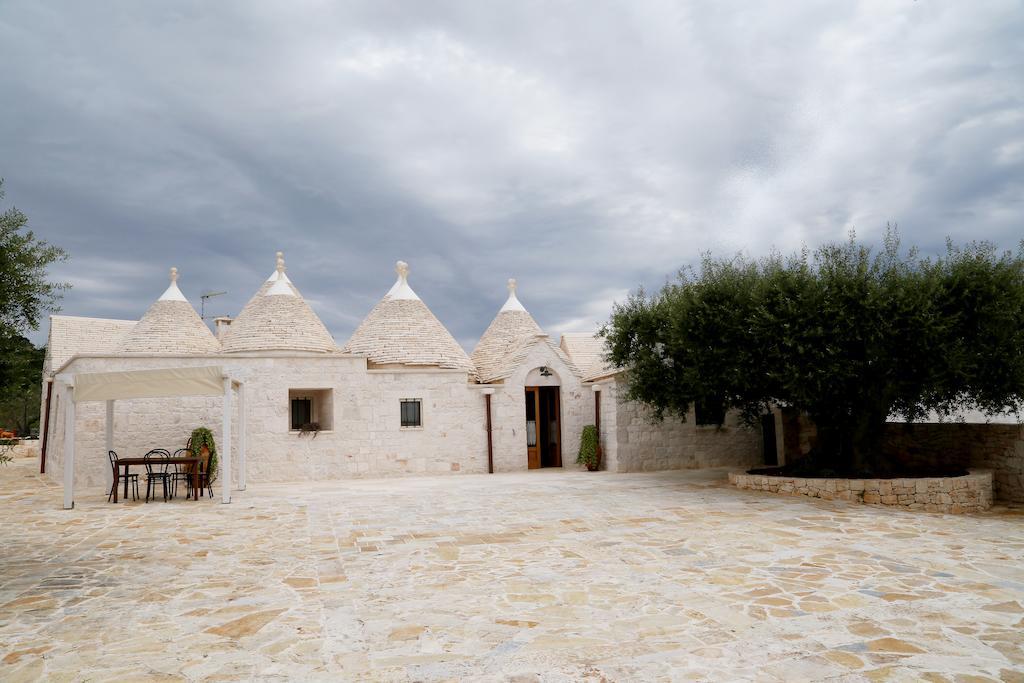 アルベロベッロ Trullo Montetrecarliniヴィラ 部屋 写真
